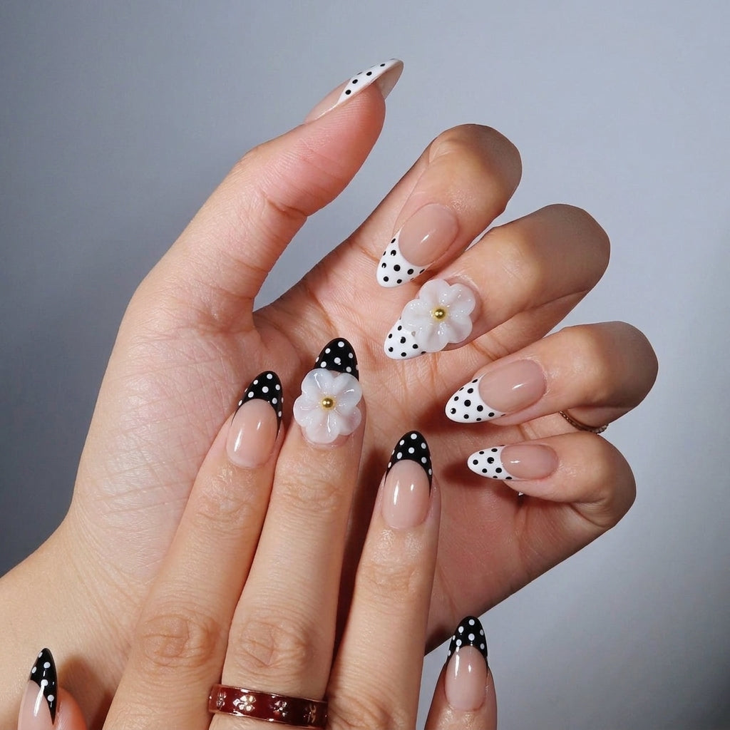 B&W dots